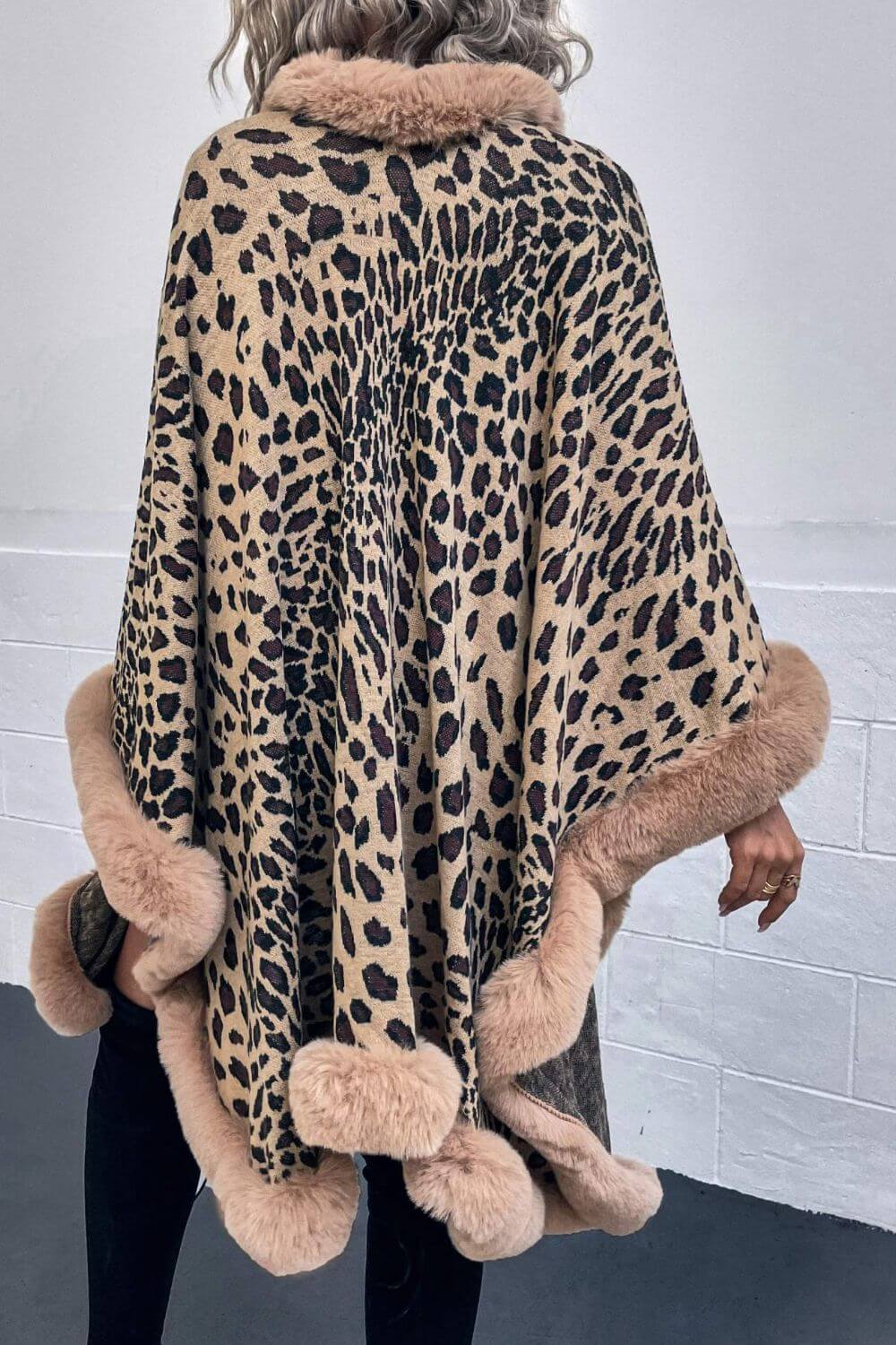 EB | Leopardenmuster Offenes Poncho