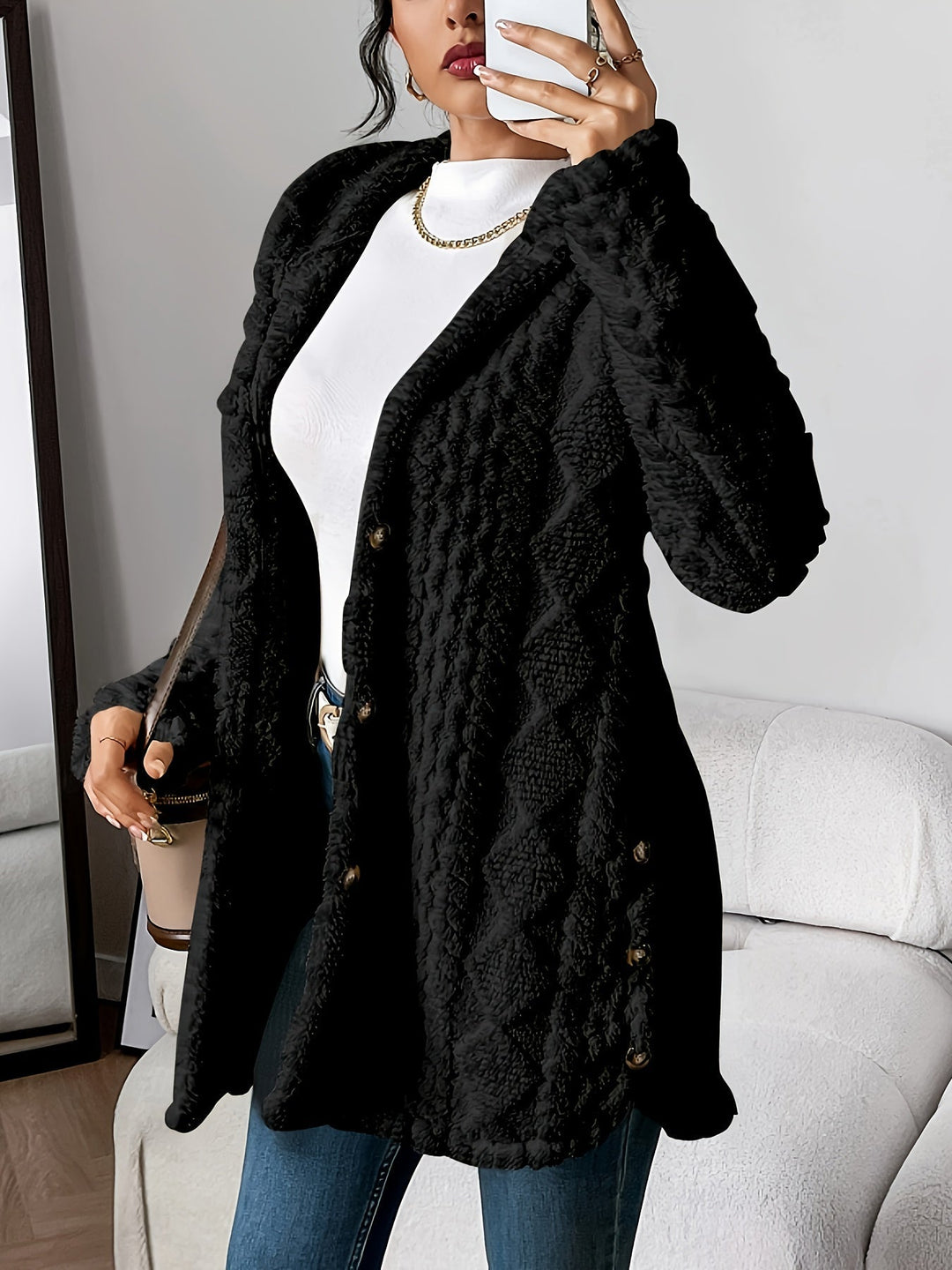 EB | Lange Jacke mit Kapuze und Knöpfen