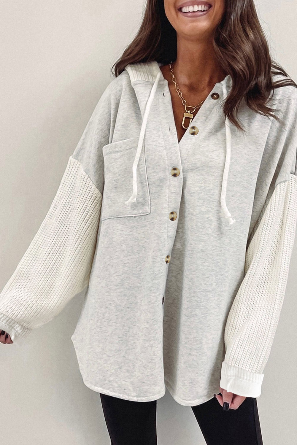 EB | Langärmelige Bluse mit Kapuze und Knöpfen Baumwollmischung Komfort und Stil