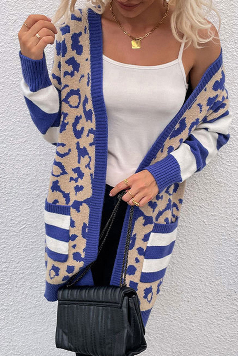 EB | Moderne und Modische Strickjacke