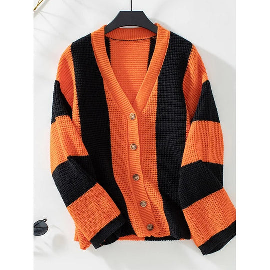 EB | Gestreifter Oversized-Strickcardigan