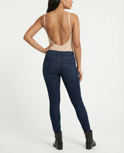 EB | Rückenfreier Body Shaper