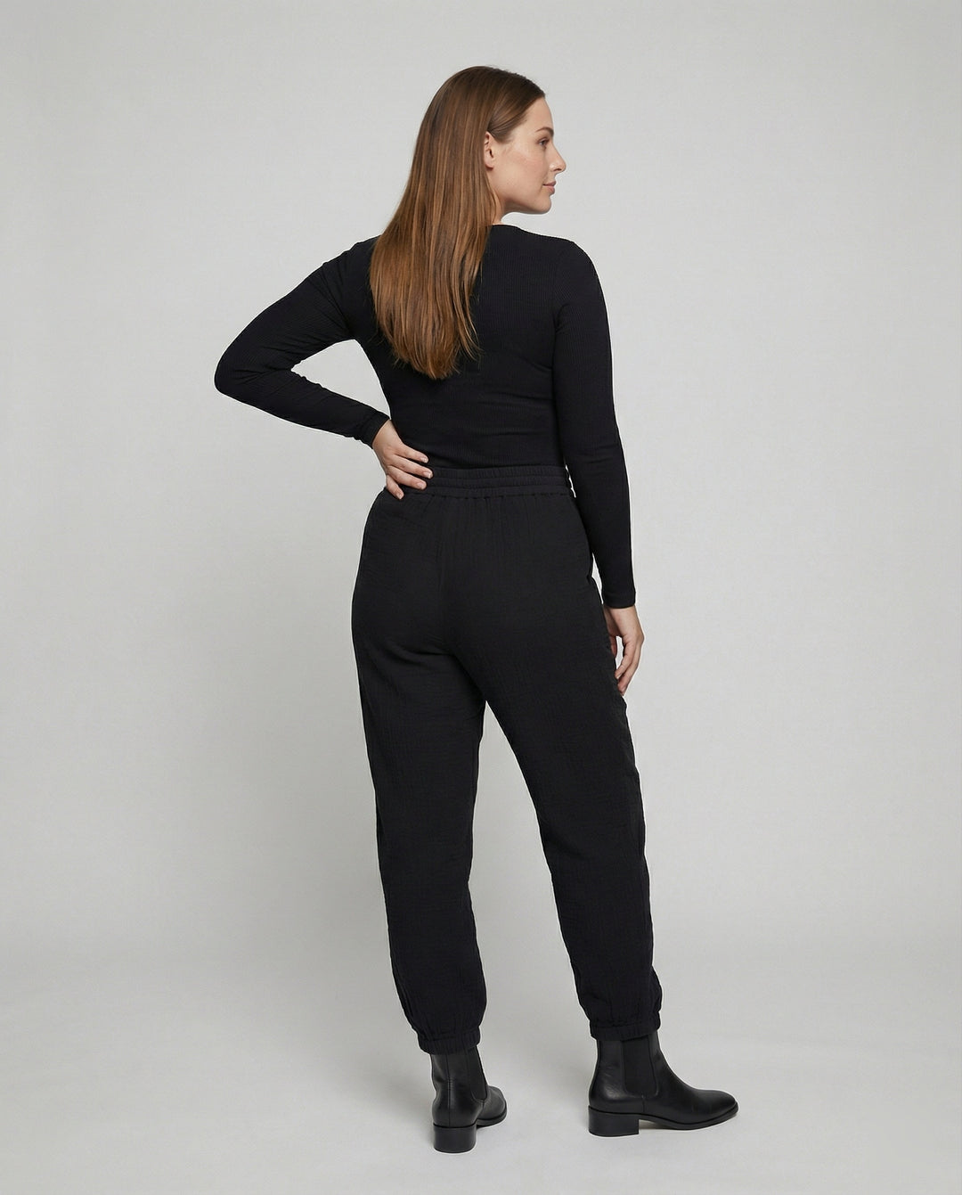 Damen luftige Freizeithose mit elastischem Bund und seitlichen Taschen EB