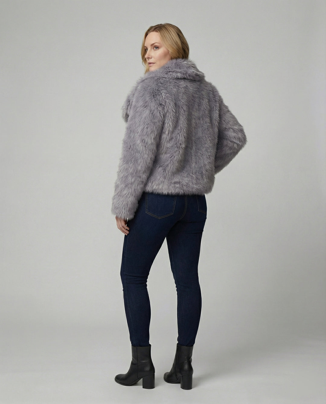 EB | Streetstyle Fuchsfelljacke