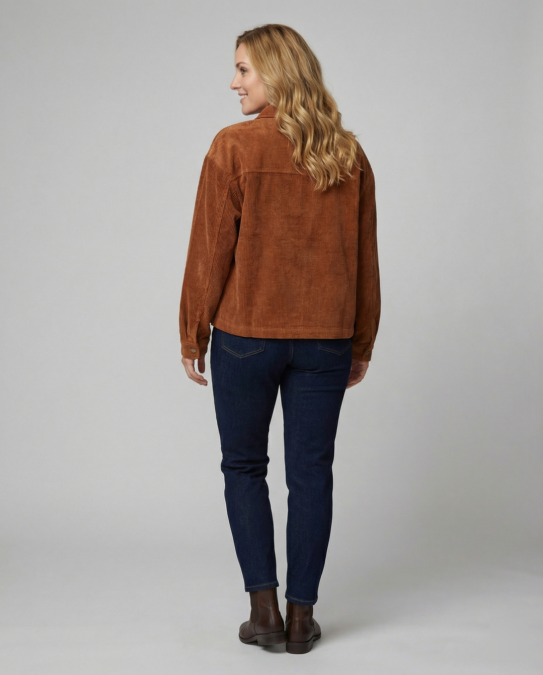 Damen Baumwollcordjacke mit Taschen und Knopfverschluss EB