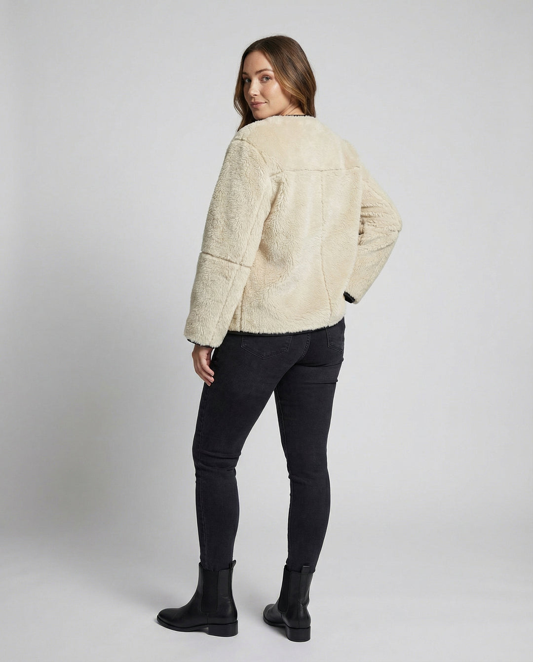 EB | Teddyjacke mit Knöpfen für Damen Agnes