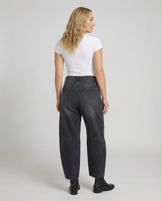 EB | Mid Rise Barrel Jeans für Damen