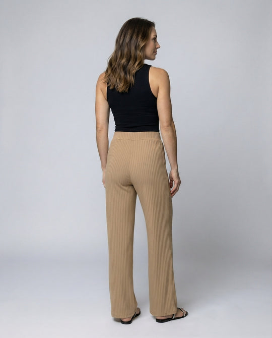 Damen elegante weit geschnittene Sommerhose mit feiner Rippstruktur EB