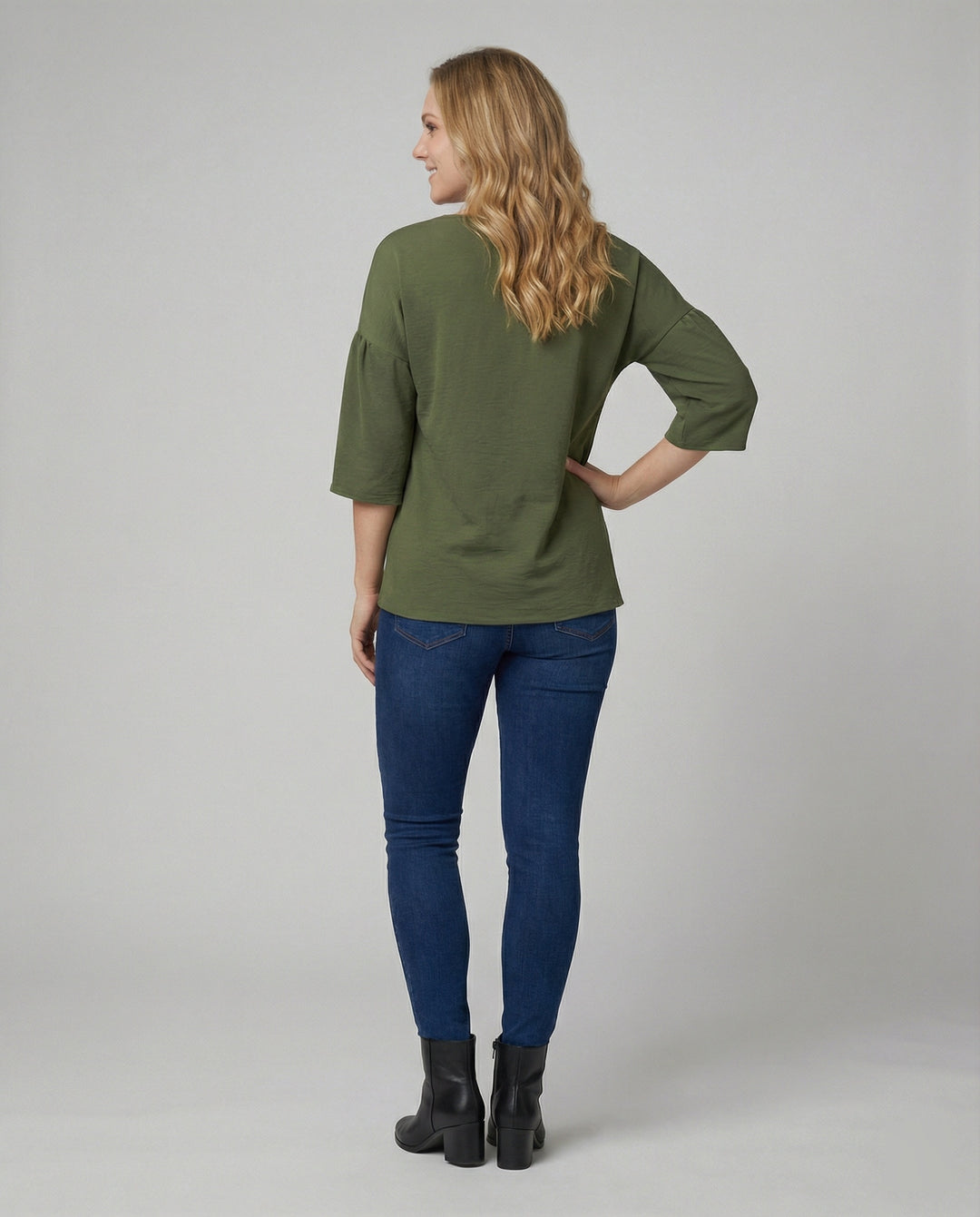 Damen Lässiges Oversized Shirt aus atmungsaktivem Material EB