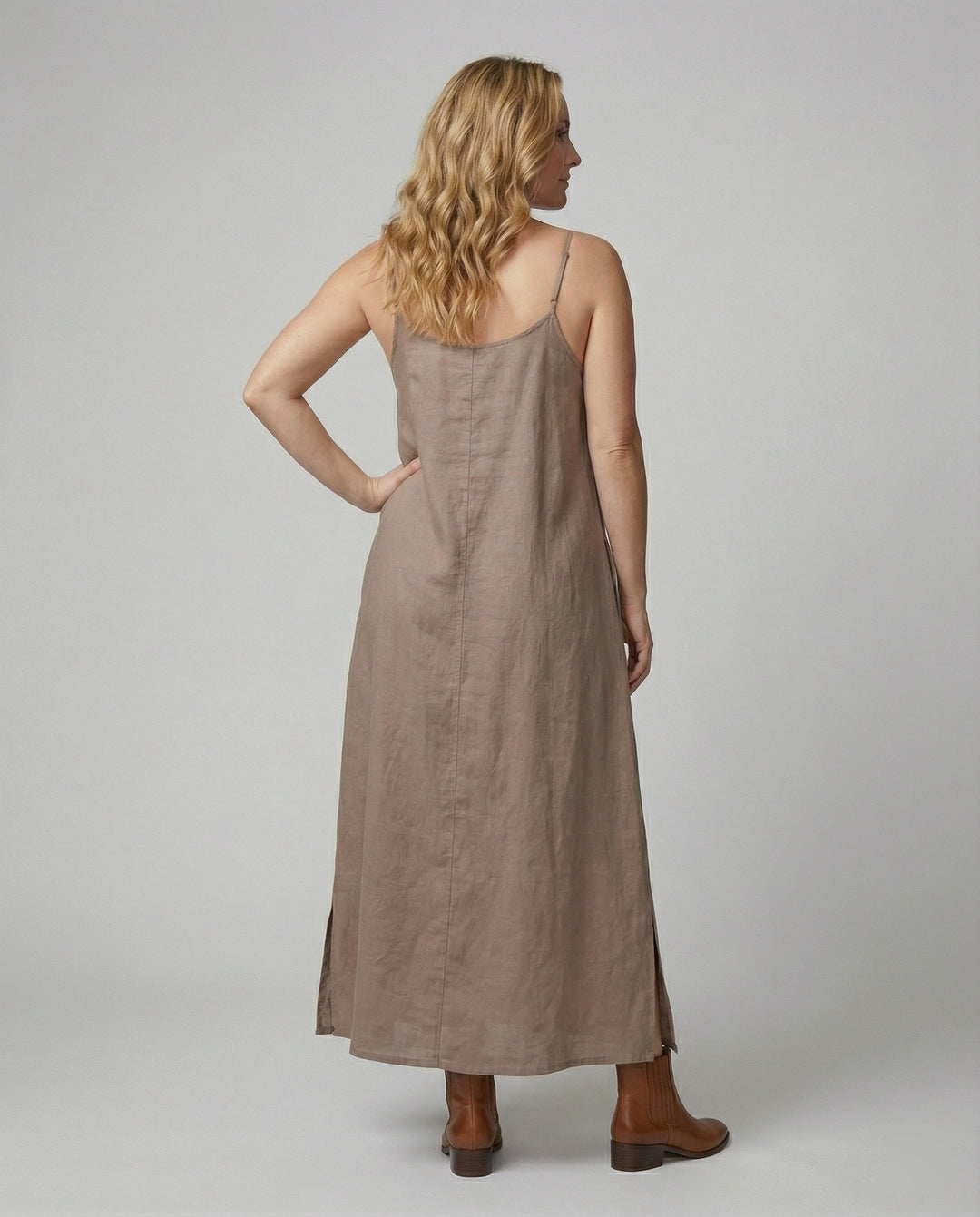 Damen Maxikleid mit lässigem V-Ausschnitt und seitlichen Taschen EB