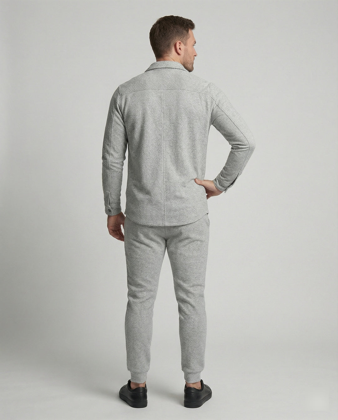 Herren elegantes Freizeitanzug mit modischem Streifenmuster EB