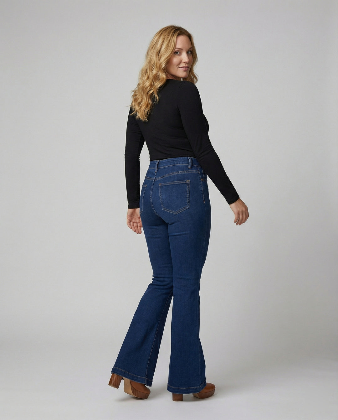 Damen High-Waist Schlagjeans EB