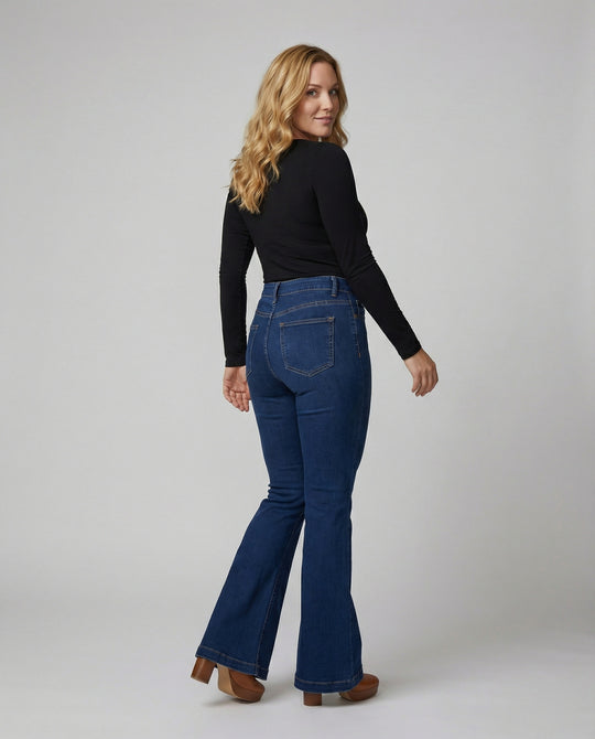 Damen High-Waist Schlagjeans EB