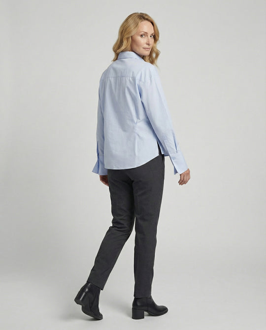 Damen Hemd mit asymmetrischem Schnitt