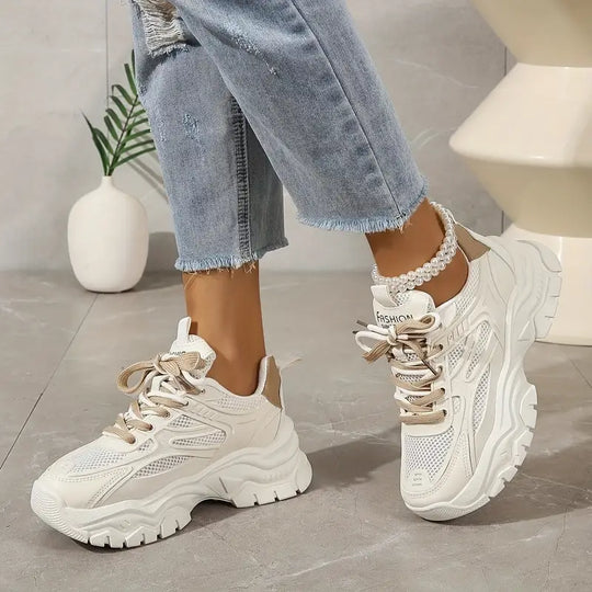 Bequeme und moderne Schuhe EB