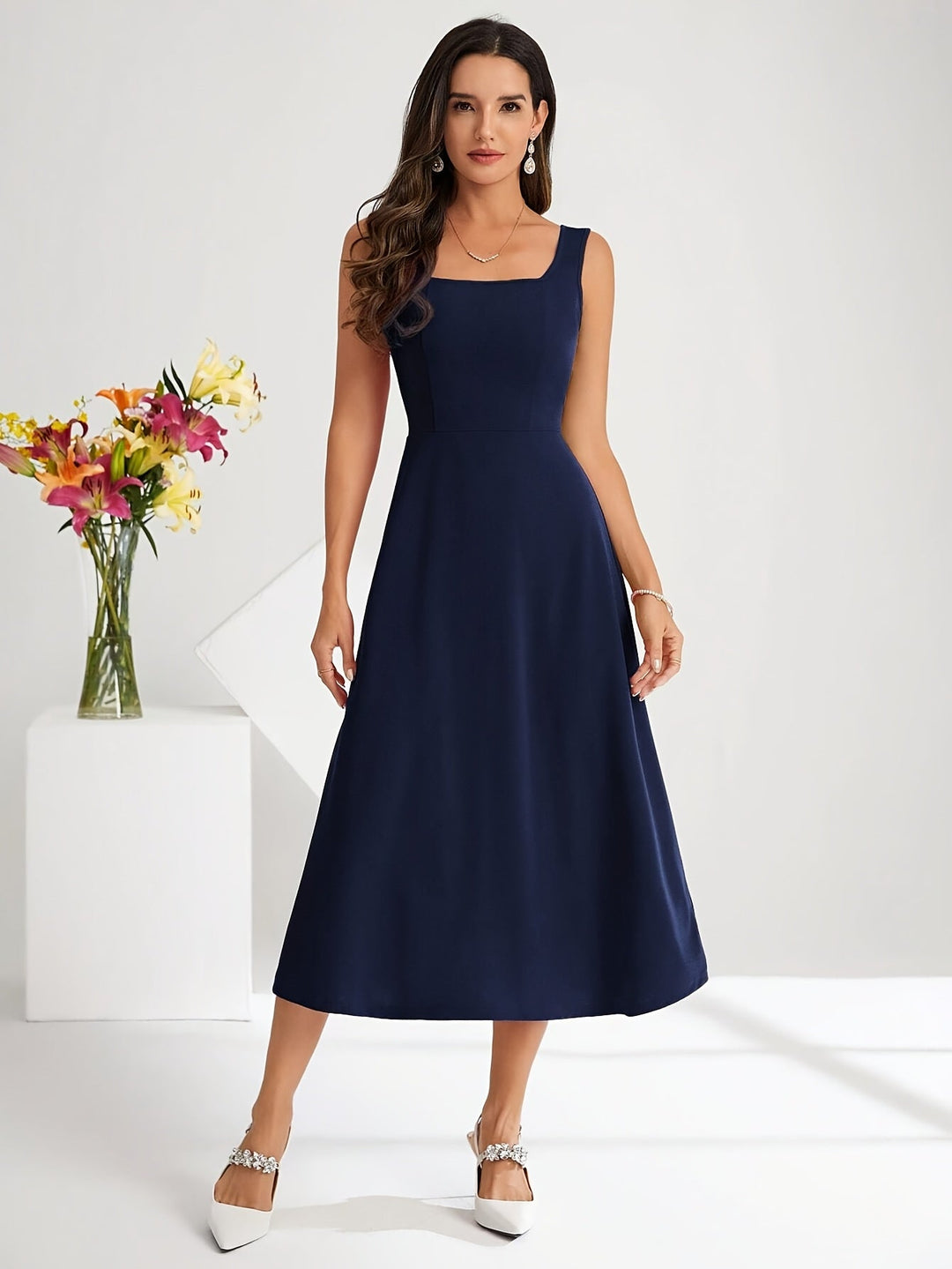 EB | Elegantes Kleid mit Trägern Dunkelblau Farbe