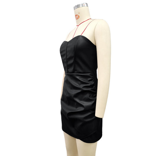 EB | Schlauchtop und hippes PU-Kleid