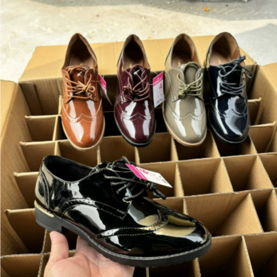 Bequeme Elegante Vintage Schuhe Mit Glänzendem Leder Schuhe EB