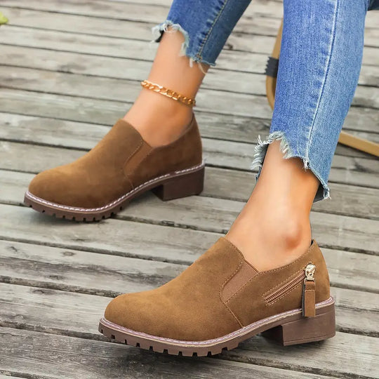Bequeme Slipper mit flachem Absatz EB EB