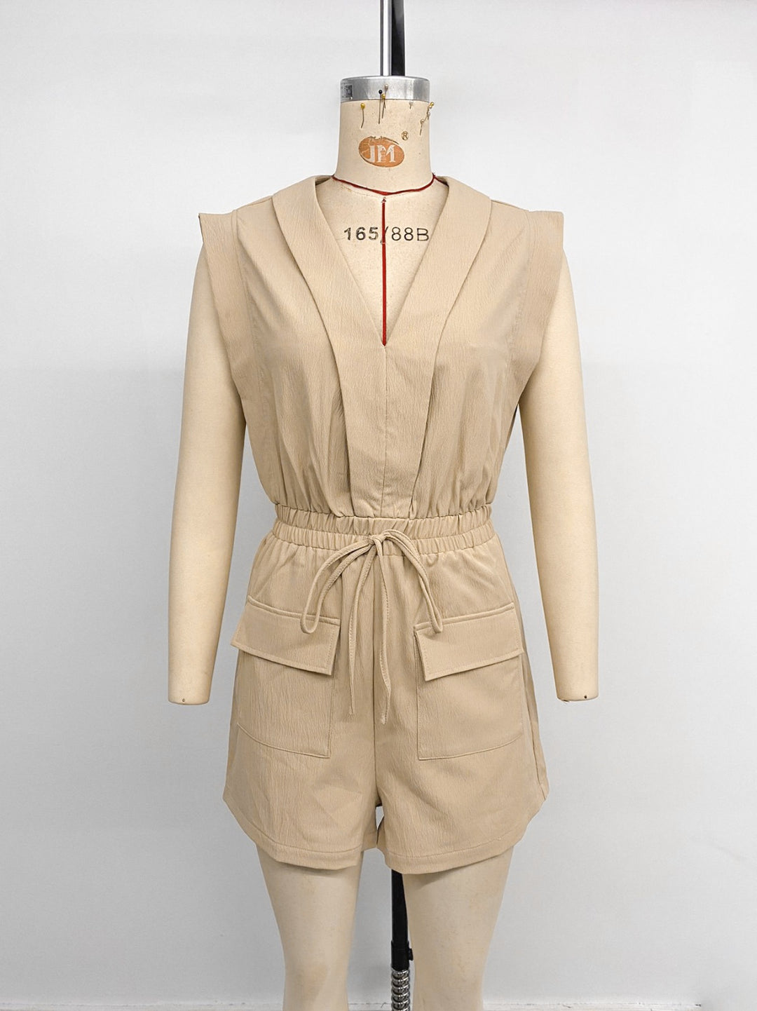 EB | Kordelzug Tasche V-Ausschnitt einfarbig Jumpsuit Shorts