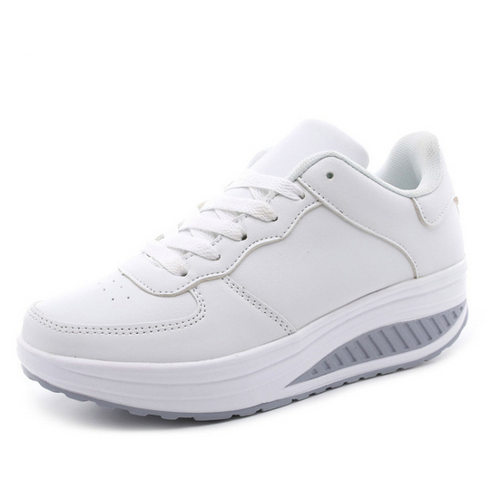 Schwarzer LederSneaker EB