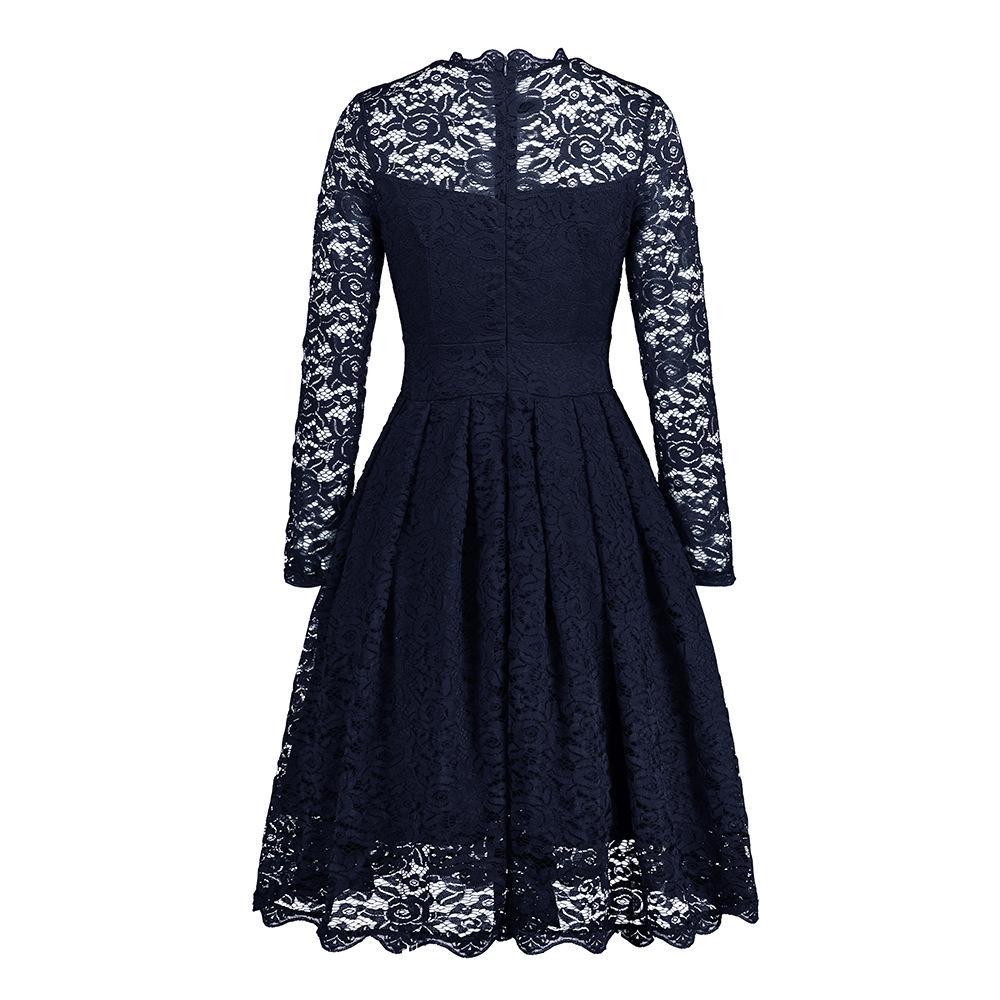 EB | Knopfron Laced Sleeve Kleid