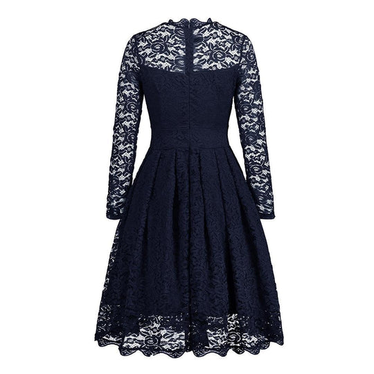 EB | Knopfron Laced Sleeve Kleid