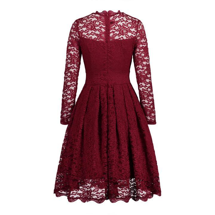 EB | Knopfron Laced Sleeve Kleid