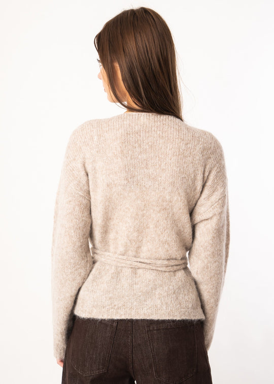 EB | Schicker Wickelcardigan