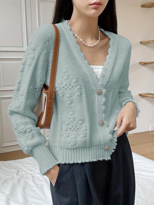 EB | Zeitlose und Elegante Strickjacke
