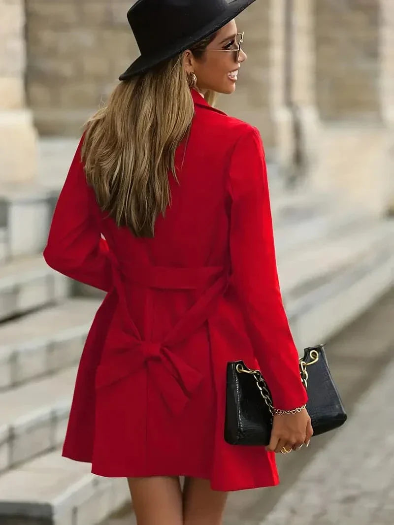 EB | Mantel Taillierte Passform Bindegürtel Elegantes und Feminines Detail