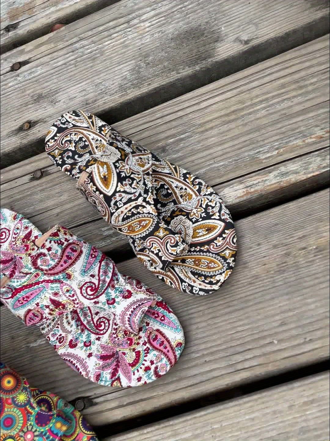 EB | Florale Flip Flops für Frauen