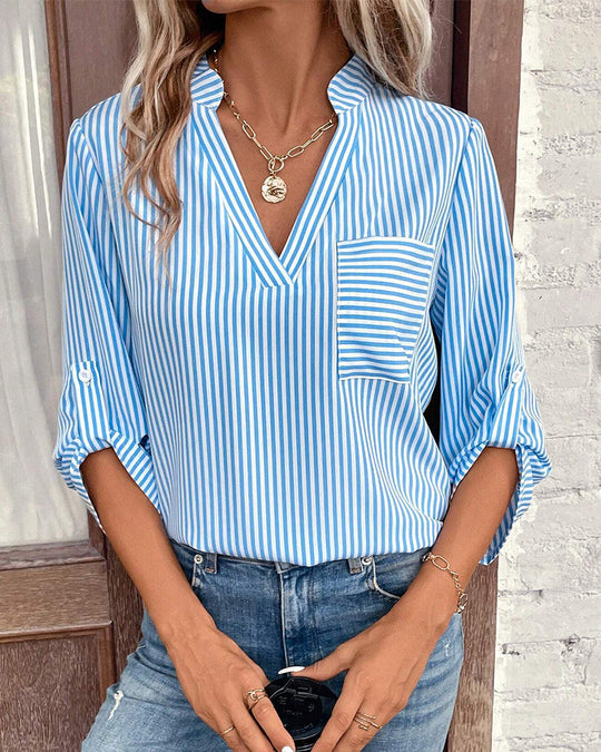 EB | gestreiftes Shirt mit V-Ausschnitt und Brusttasche