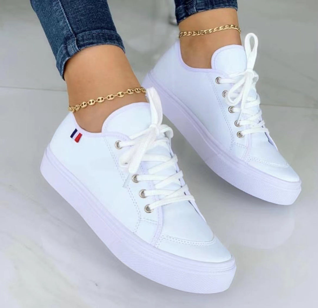 Trendige Plateausneaker für Frauen EB