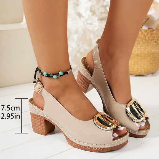 Sandalen mit klobigem Absatz und Schnalle EB EB