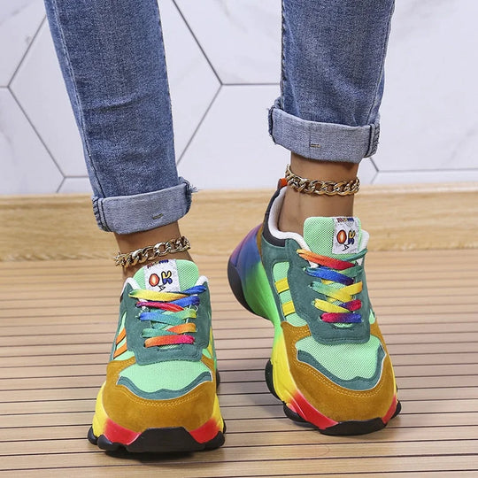 Bunte grobe Sneaker