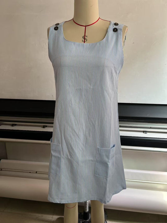 EB | Gestreiftes Kleid mit Knopfleiste