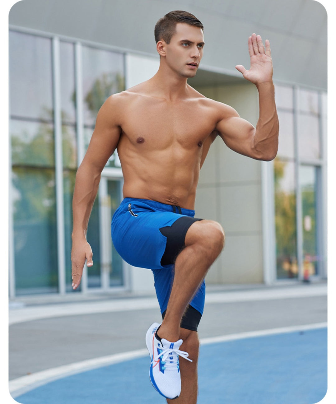 EB | Große, doppelt gefütterte Sportshorts