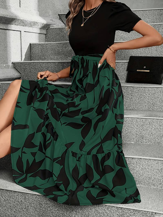 EB | Kleid mit Floralem Druck und Rundhalsausschnitt