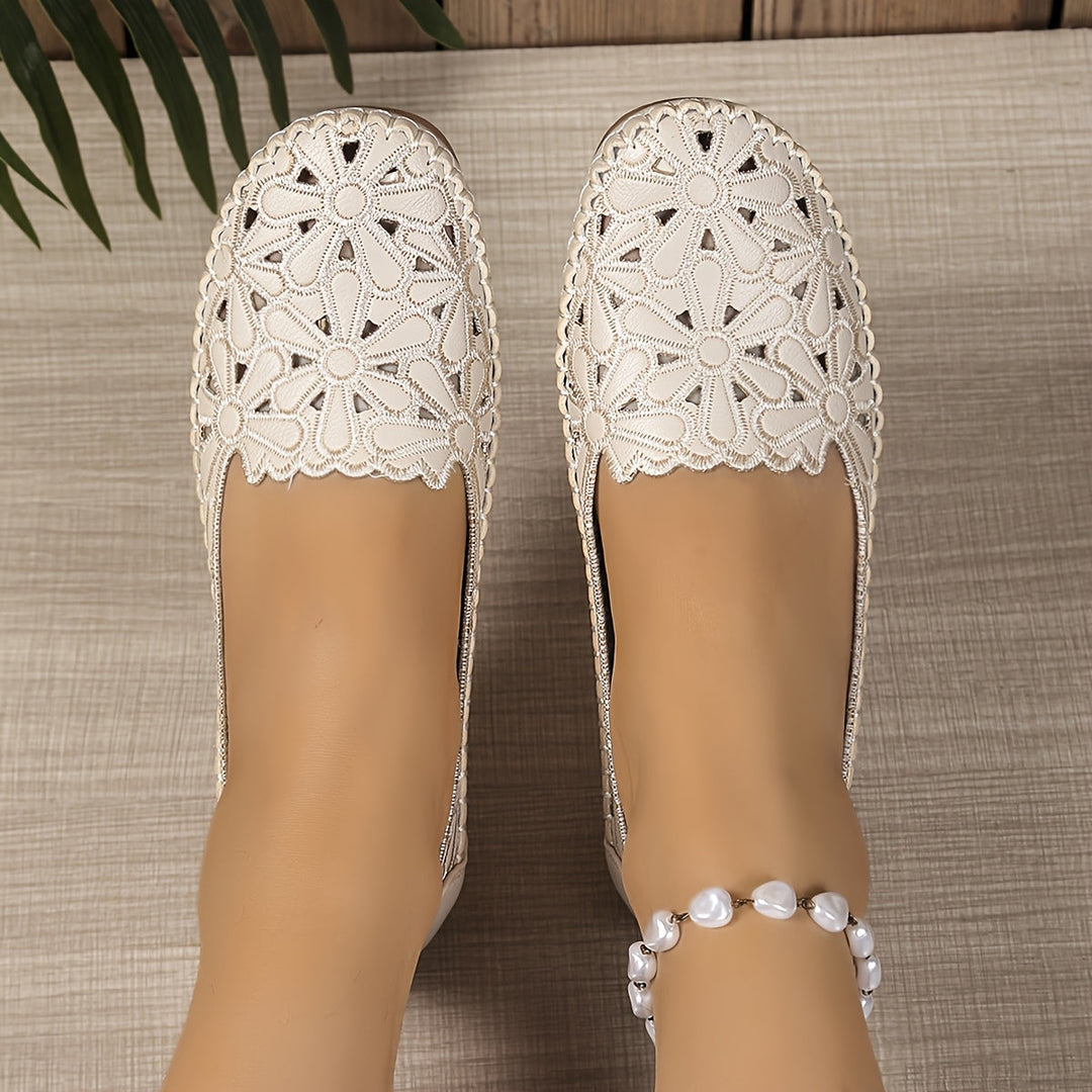 Blumige perforierte Loafer EB EB