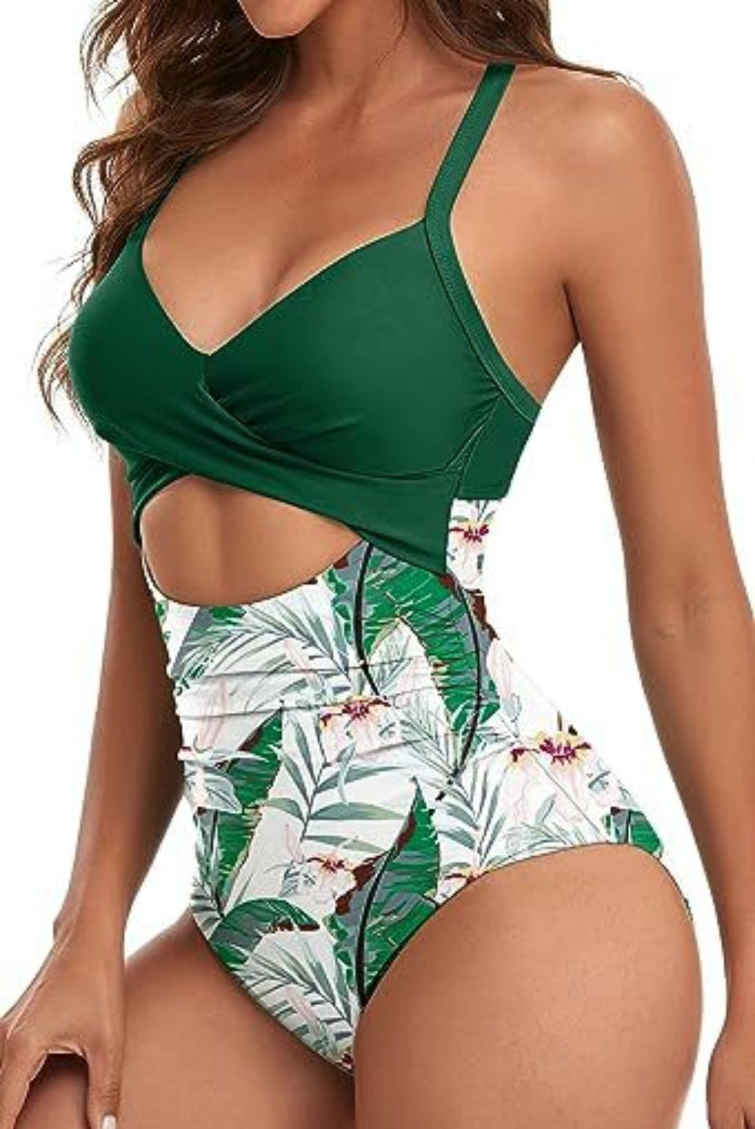 EB | Hohler rückenfreier Bikini mit engen Trägern