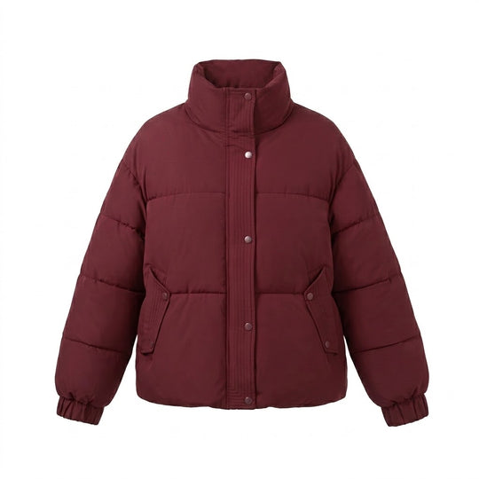 Damen nan kurzer urbaner Steppblouson mit Kapuzenansatz, aufgesetzten Klappentaschen und weichem Thermofutter EB