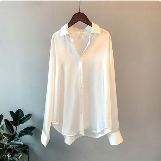 EB | Satin Übergröße Bluse mit Knopfverschluss