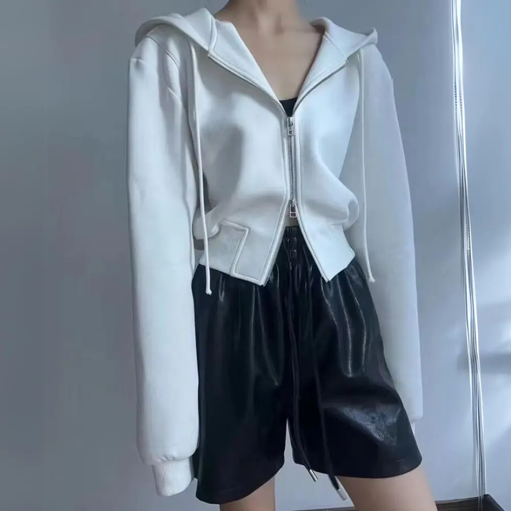 EB | Cropped Zip-Up Hoodie