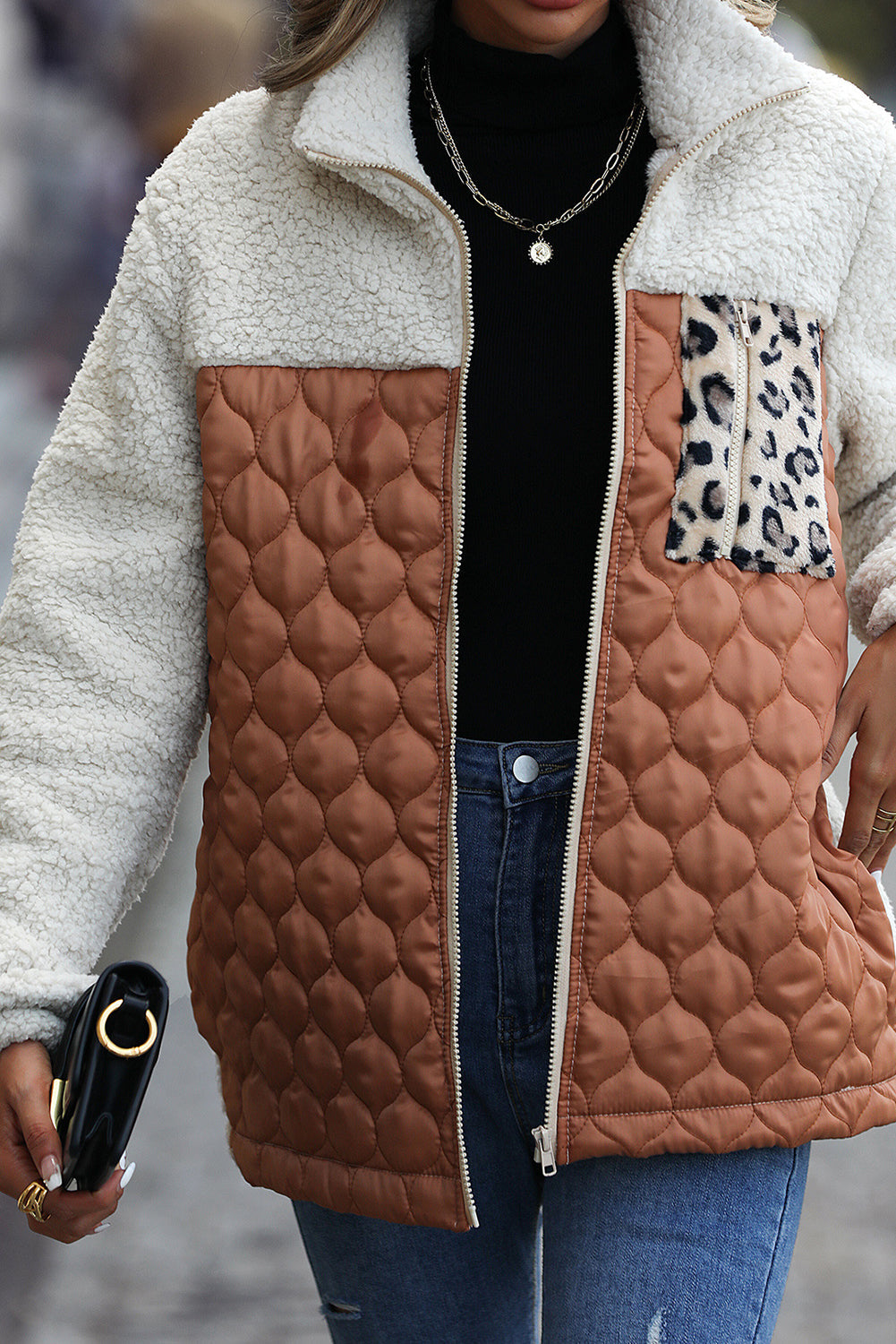 EB | Zip-Jacke mit Stehkragen aus Sherpa mit Leoparden-Patches