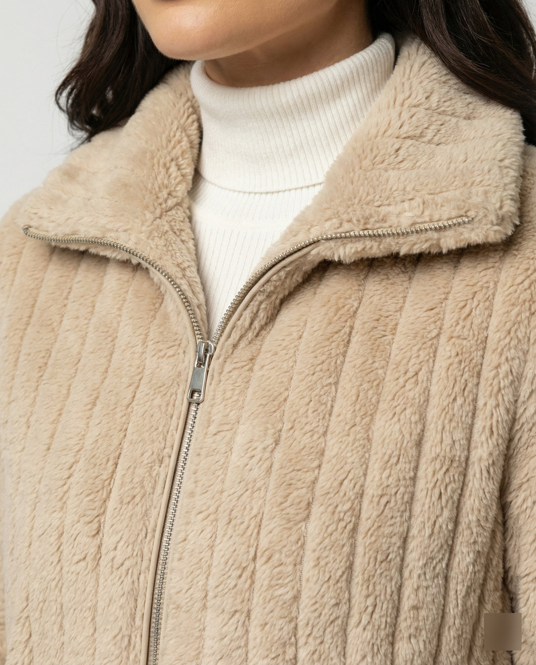 EB | Stilvolle Teddy Damenjacke mit Kragen