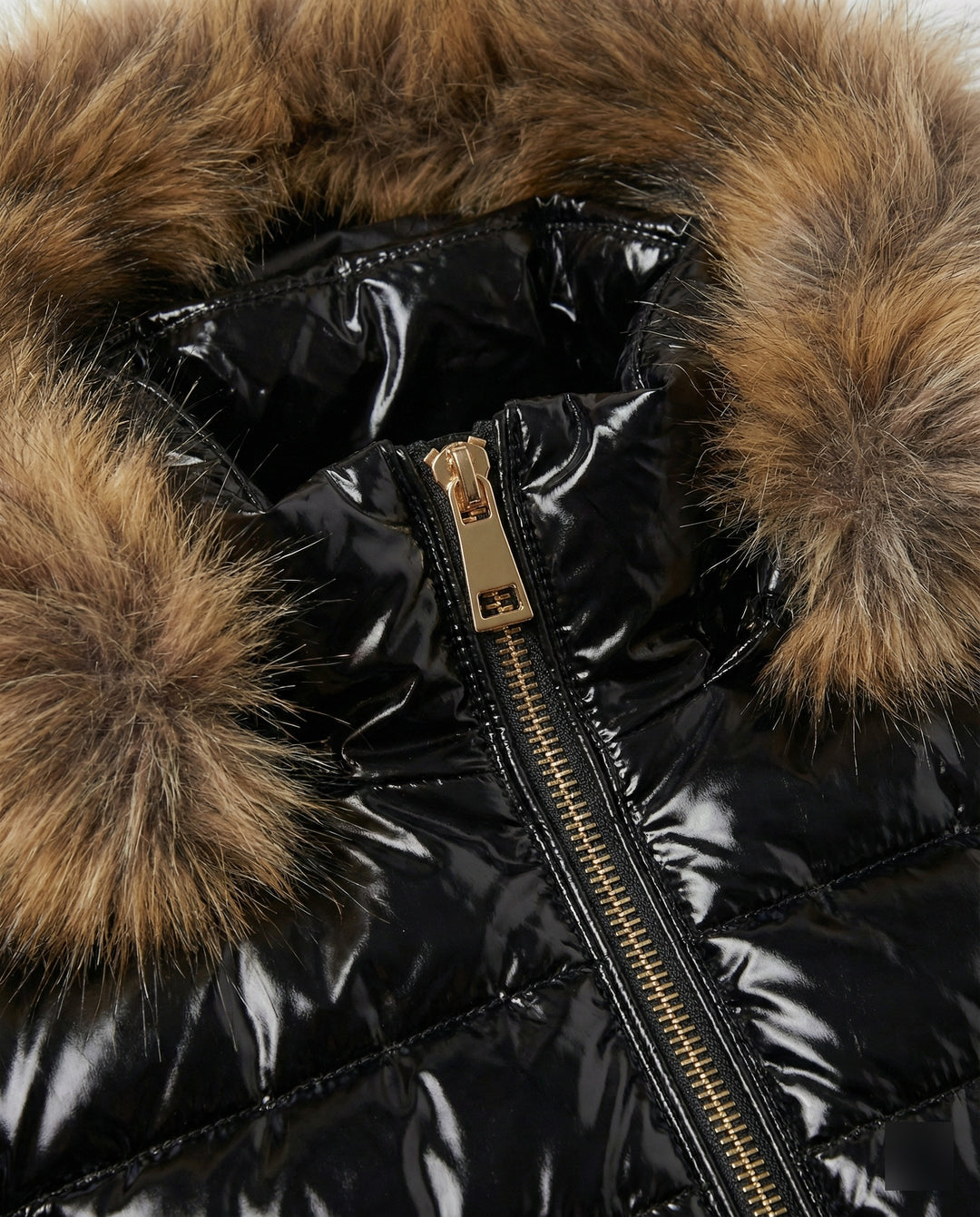 EB | Damen Pelzkapuzen-Puffermantel - Winter 2024