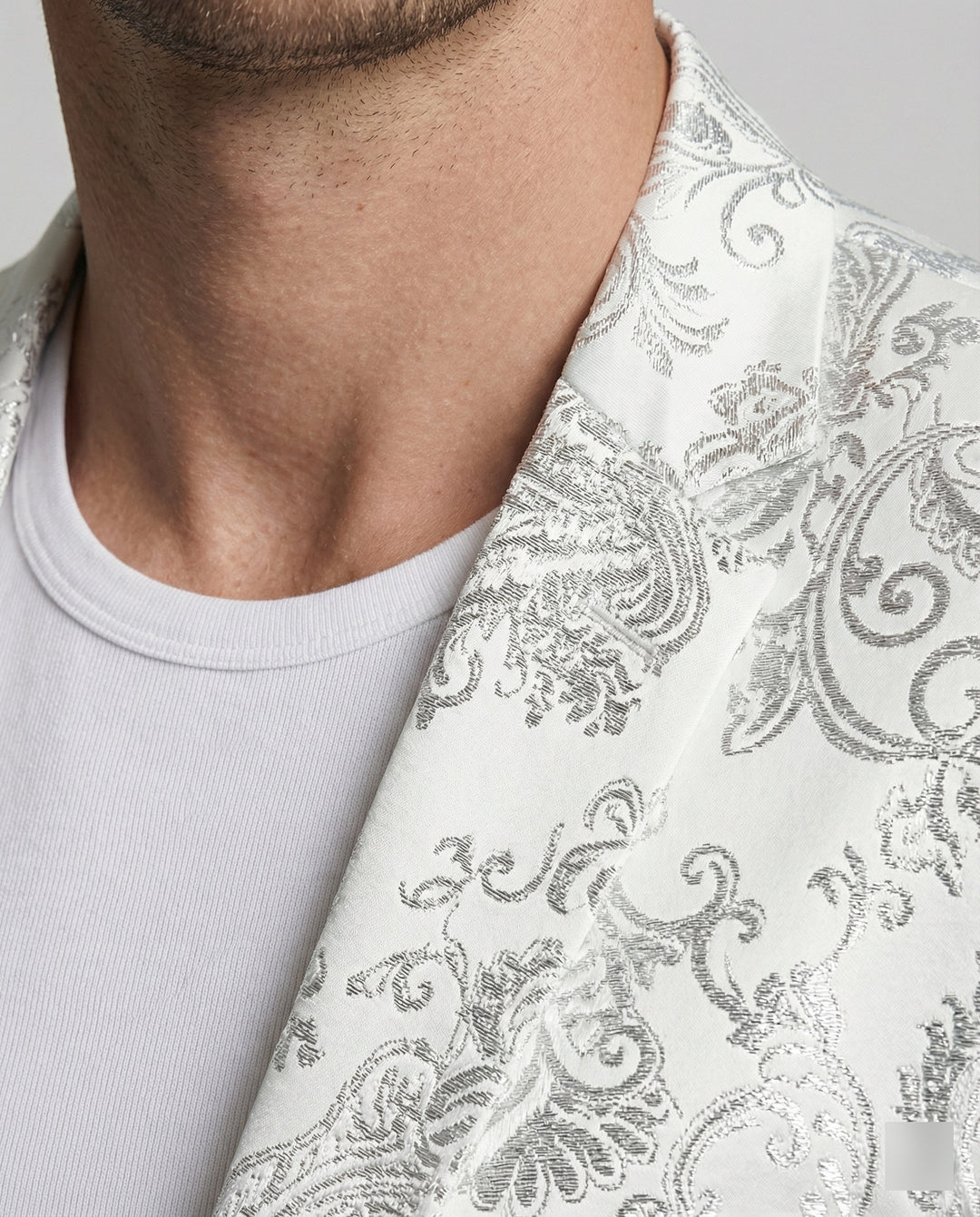 Herren eleganter Blazer mit kunstvollem Muster und luxuriösem Glanz EB