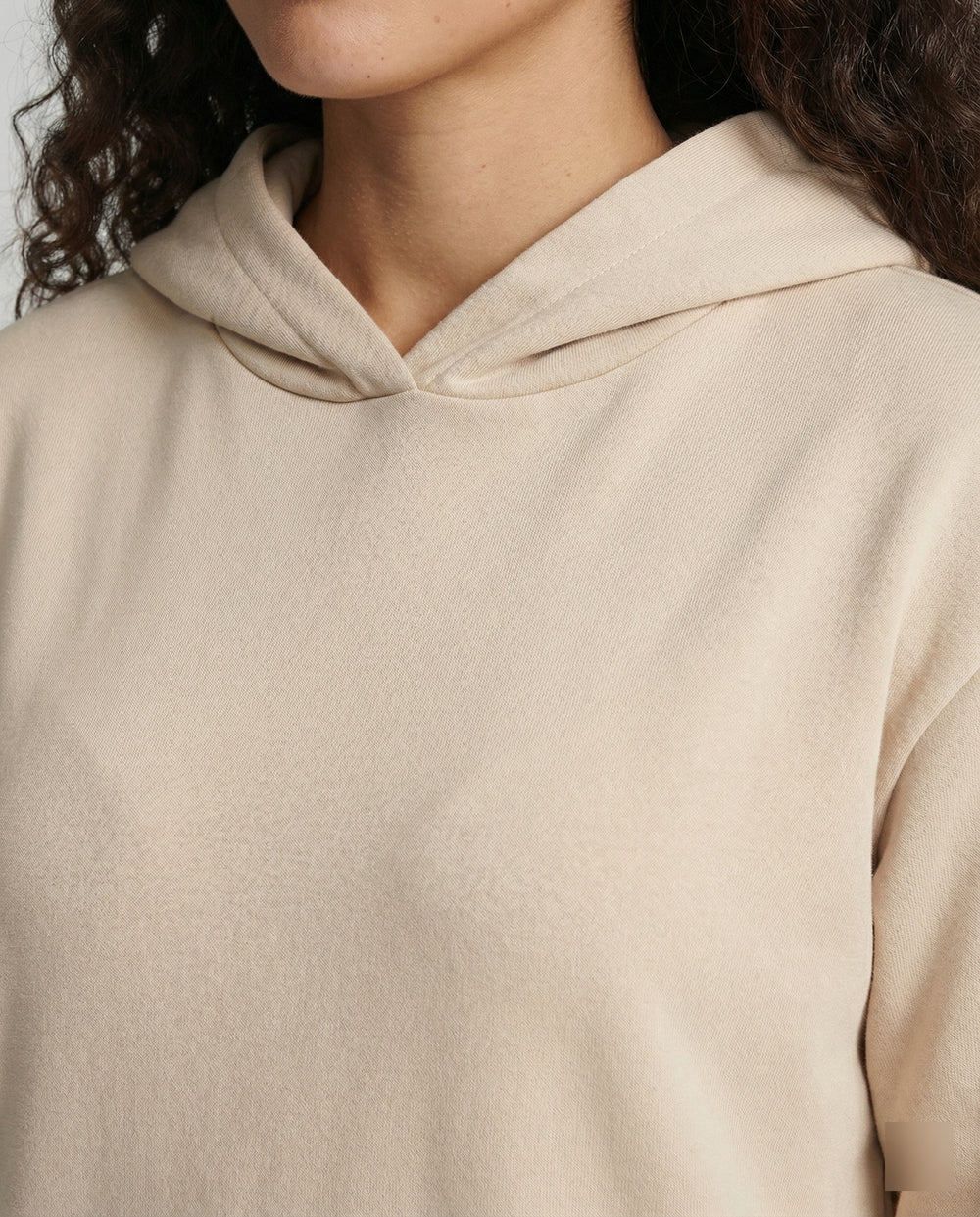 EB | Stylisches Kapuzenpullover-Kleid