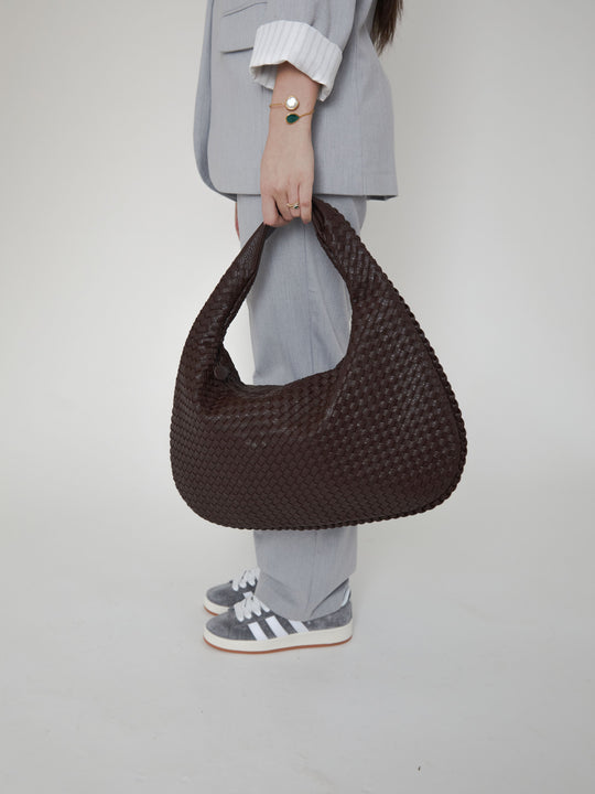 EB | Kaffee Damenhandtasche Mit Geflochtenem Stilvollen Design